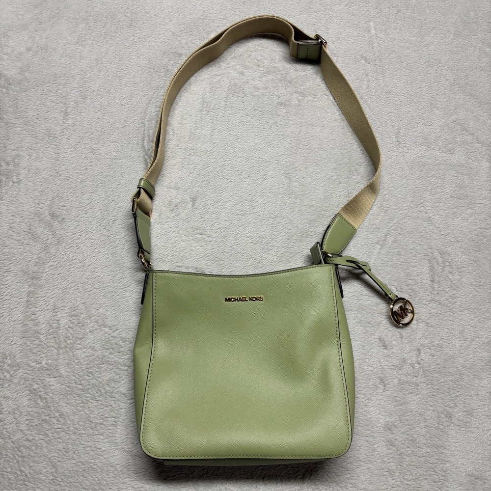 Michael Kors Jet Set Travel Small Messenger Bag Faux Leather Light Sage VG Cond